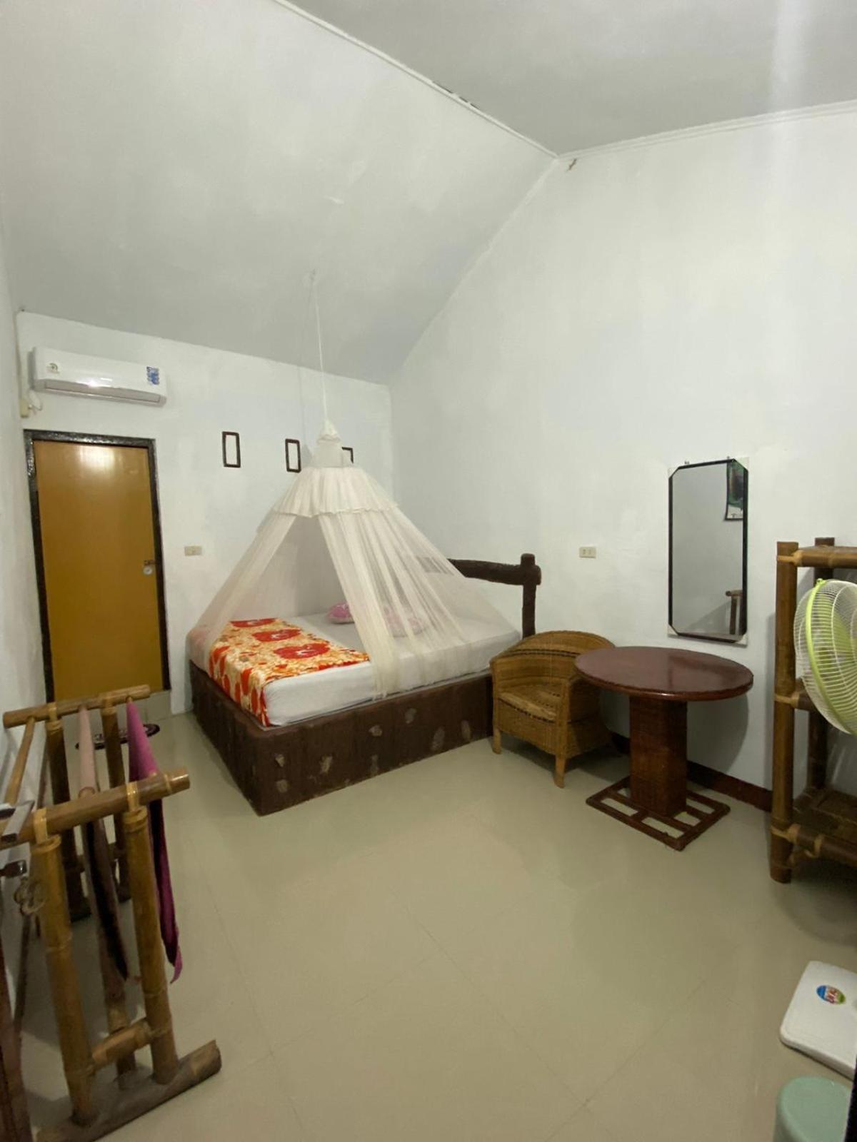 Brown Bamboo Guest House & Trekking Bukit Lawang Luaran gambar
